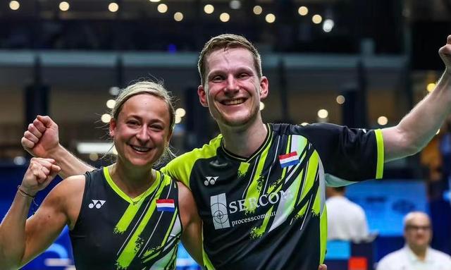 法国队逆转日本队，郑思维高光表现