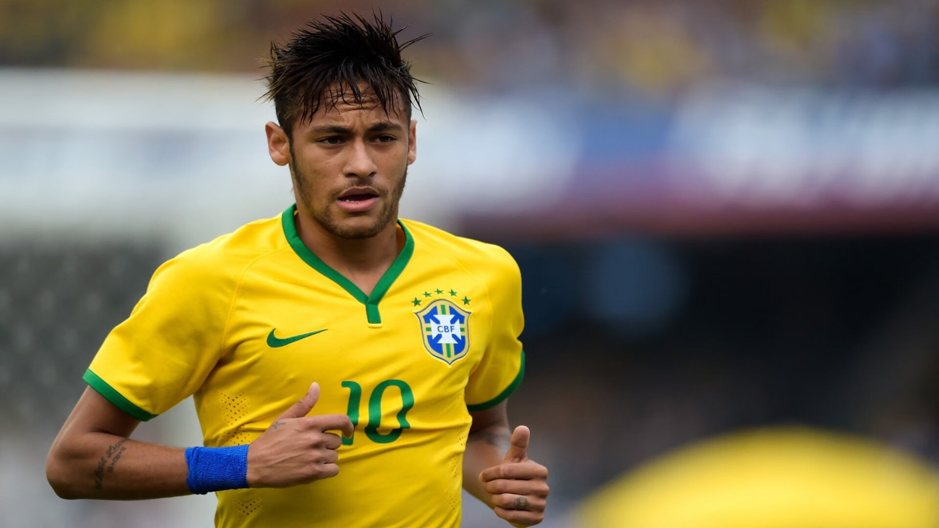 当非洲雄狮遇上大黄蜂,蒂亚戈赛后评分拉满的背后,是喀麦隆足球的觉醒时刻