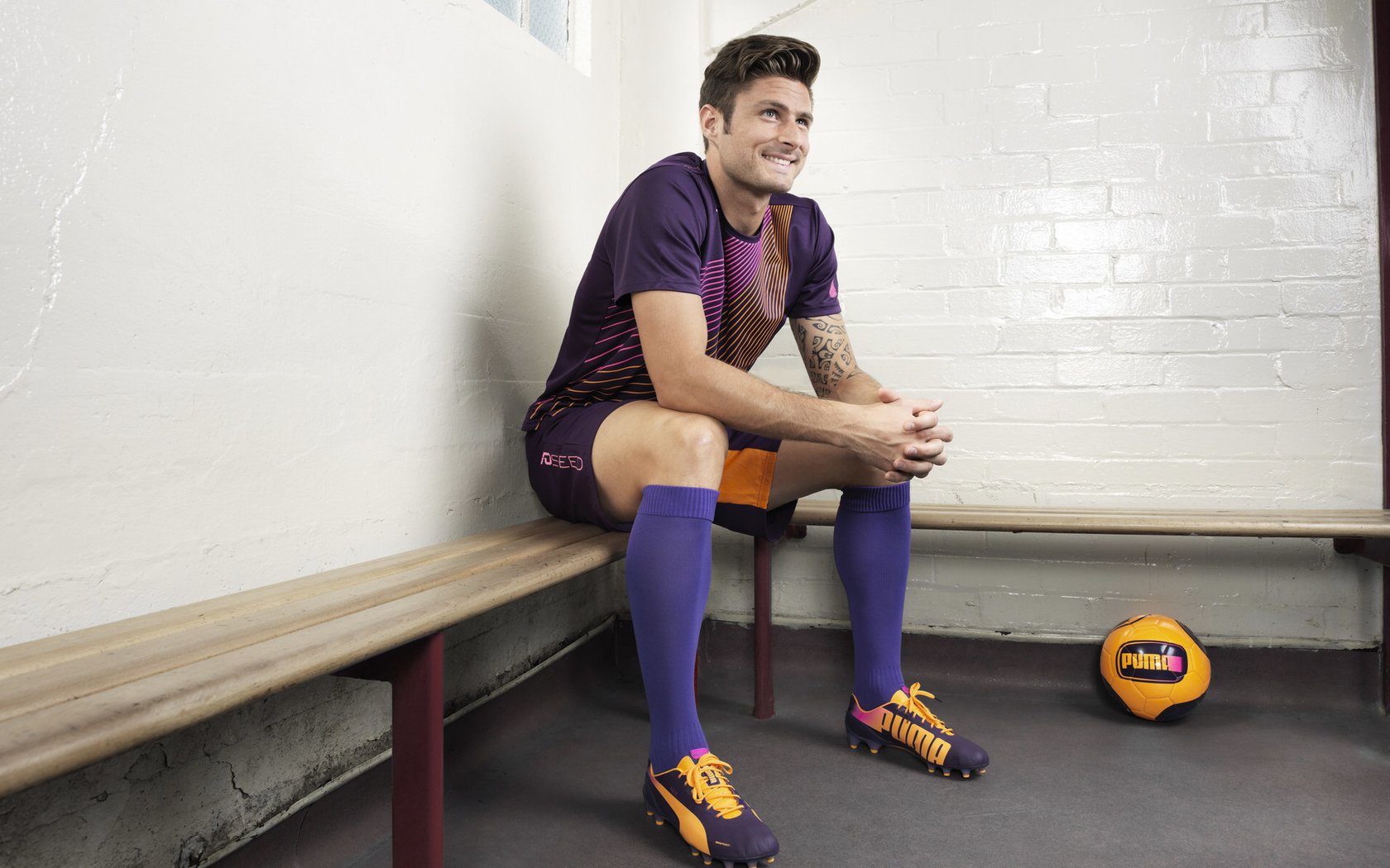 当沙漠风暴遇见蓝月核心，突尼斯式坚韧如何诠释德布劳内的关键战哲学