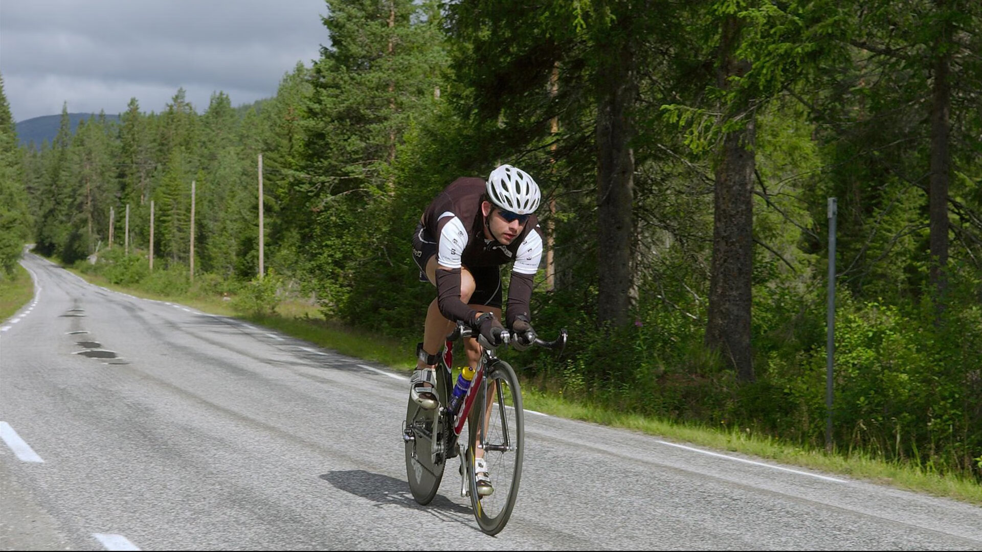 伊布点燃莱比锡之夜,红牛式足球如何完胜英格兰传统